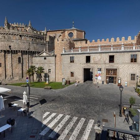 Hostal Restaurante Puerta Del Alcazar Ávila Eksteriør bilde